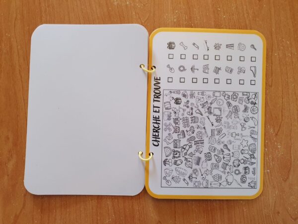 carnet de jeux de voyage